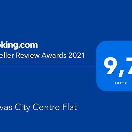 Savvas City Centre Flat Larnaca Buitenkant foto
