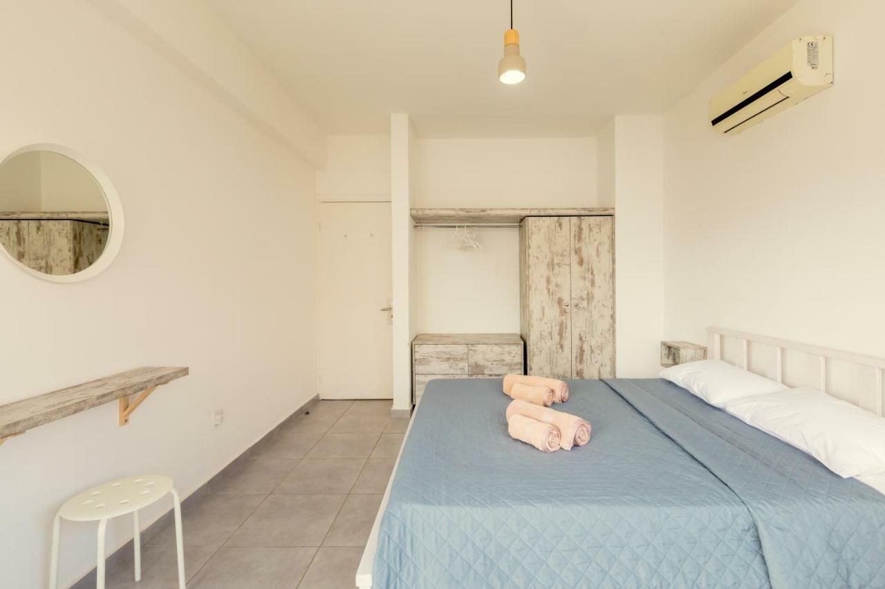 Savvas City Centre Flat Larnaca Buitenkant foto
