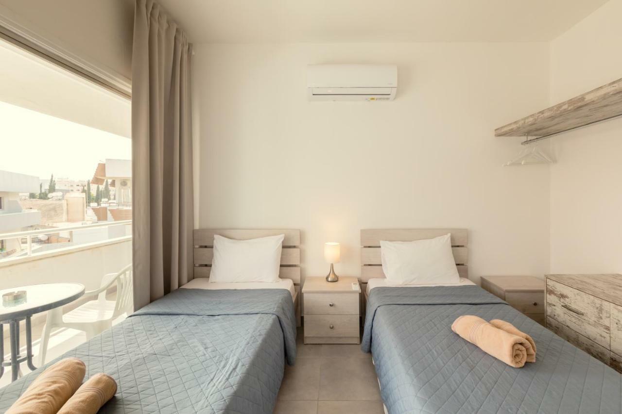 Savvas City Centre Flat Larnaca Buitenkant foto