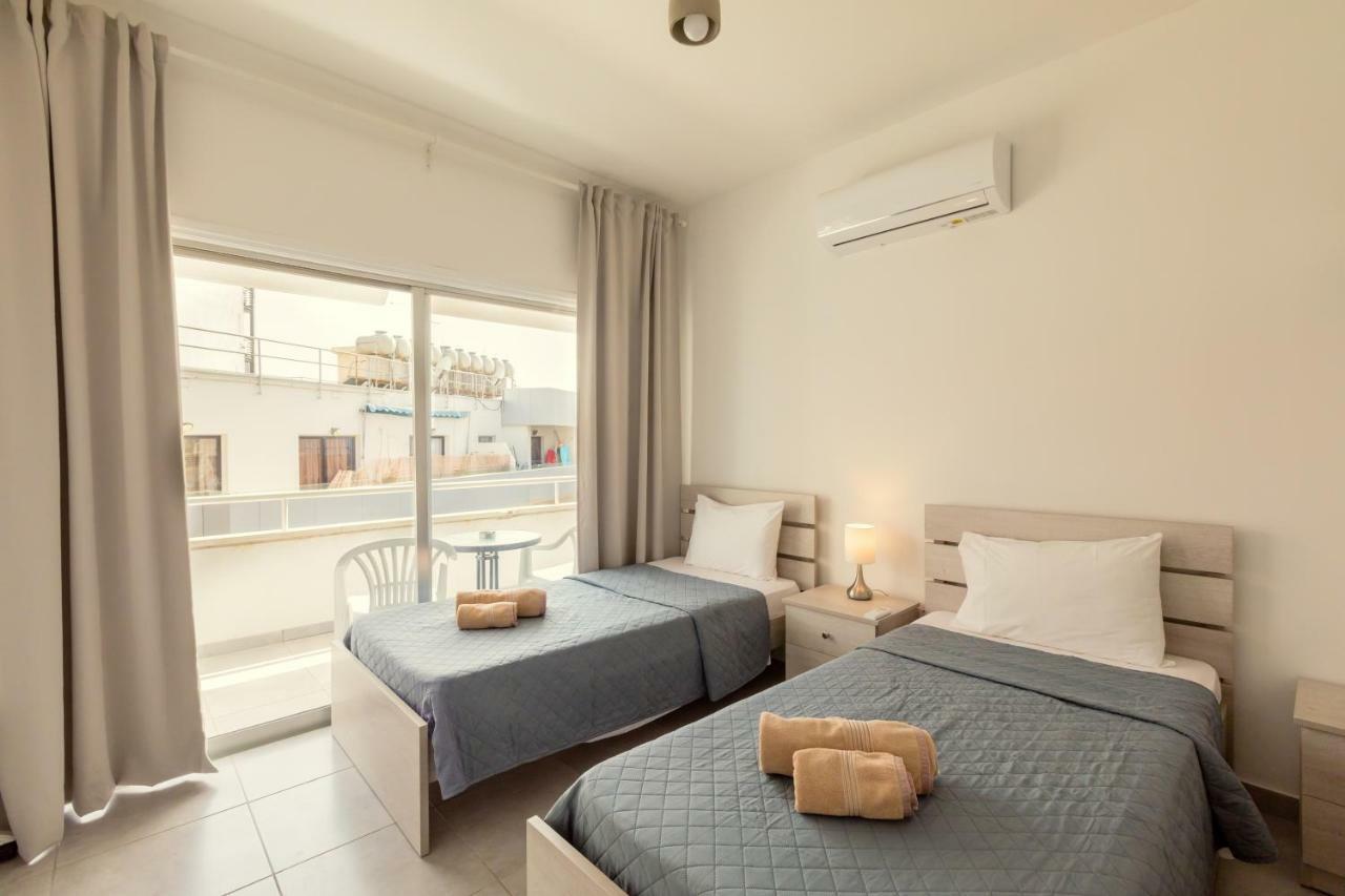 Savvas City Centre Flat Larnaca Buitenkant foto