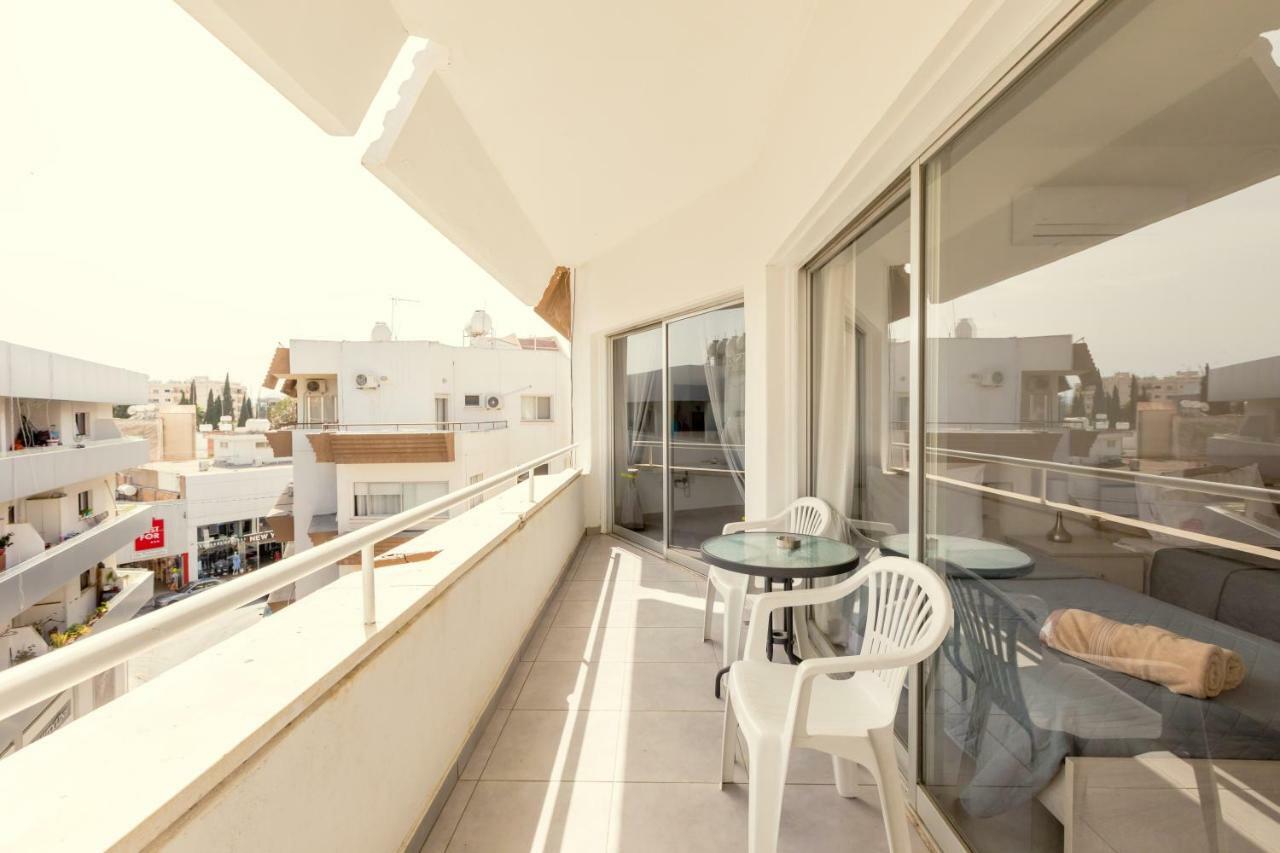 Savvas City Centre Flat Larnaca Buitenkant foto