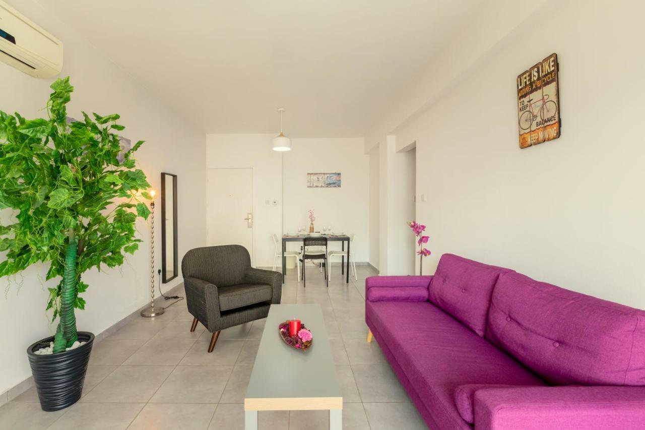 Savvas City Centre Flat Larnaca Buitenkant foto